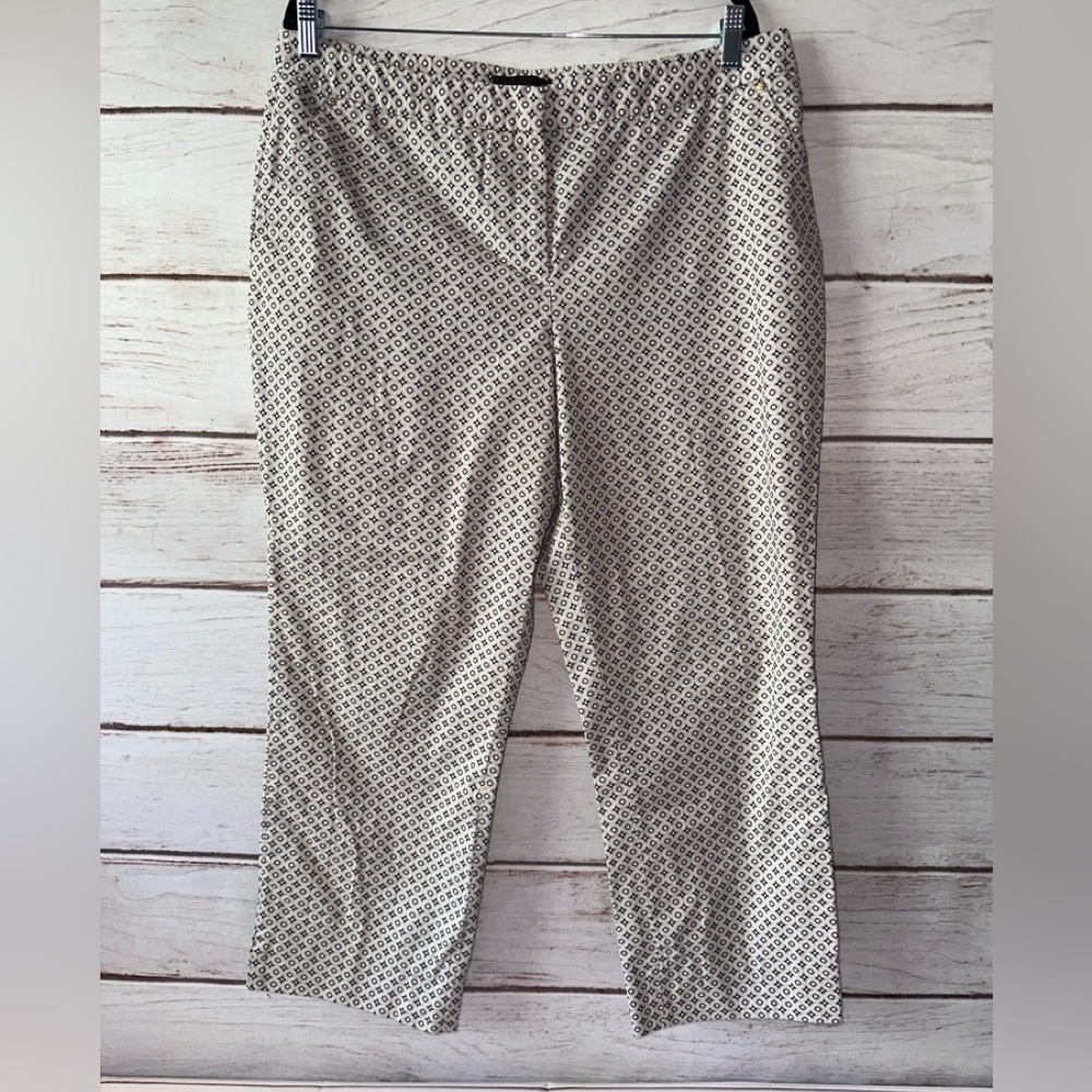 Dana Buchman Cream and Black Geometric Pant Size 16 Office Church School Casual